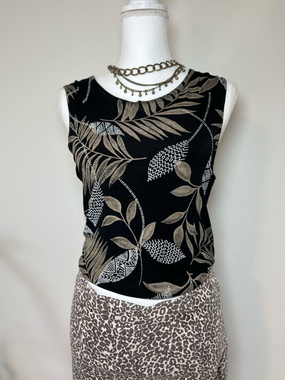 SoftWear‎ 90s/Y2K Vintage Tropical Island Vibe Fern Vacation Resort Tank 🌿🌴